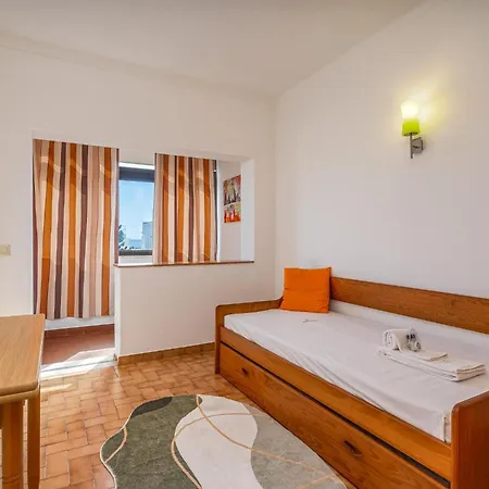 Comfort&ideal Location To Explore #1981